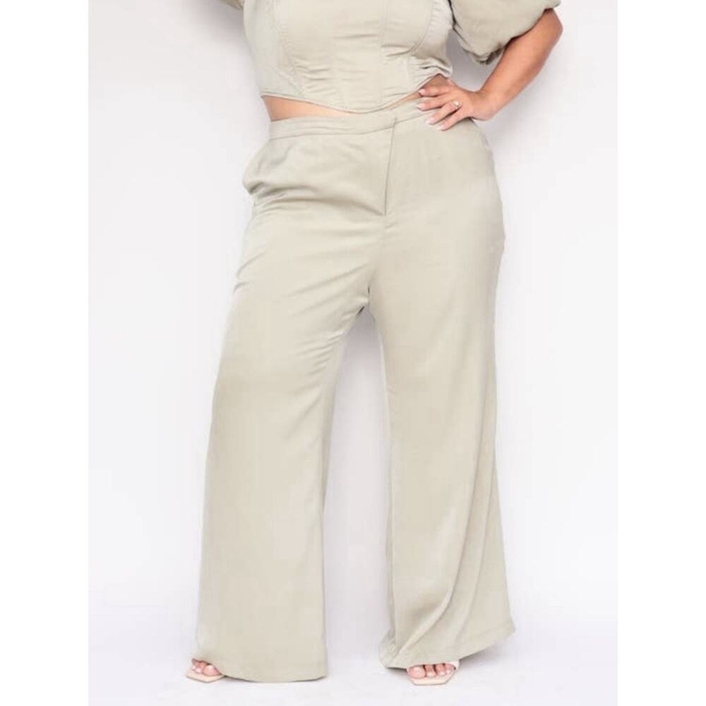 GIA/irl Alaia Wide Leg Pants Satin Light Sage Sz 0 US 12 High Waisted